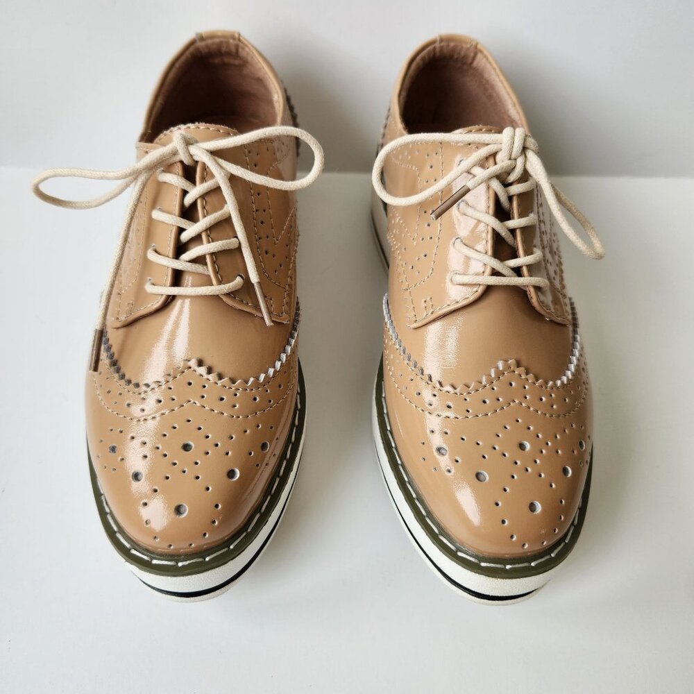 Dadawen Women's Tan Apricot Patent Oxford Platform Wingtip Brogues Casual Retro - Picture 2 of 11
